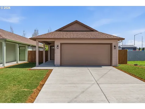 204 Douglas Street Longview WA 98632