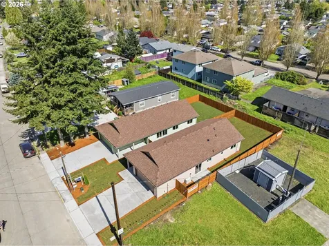 204 Douglas Street Longview WA 98632
