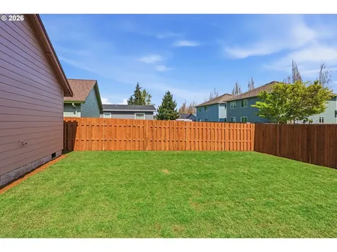 204 Douglas Street Longview WA 98632