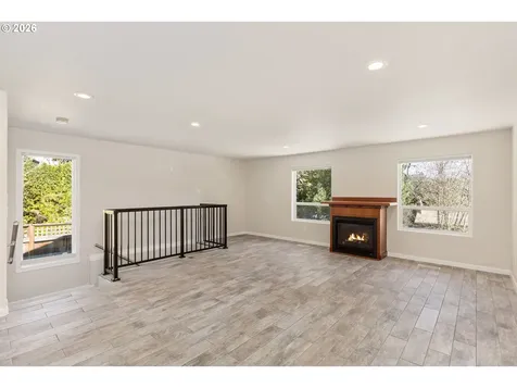 5719 SW 40th Avenue Portland OR 97221