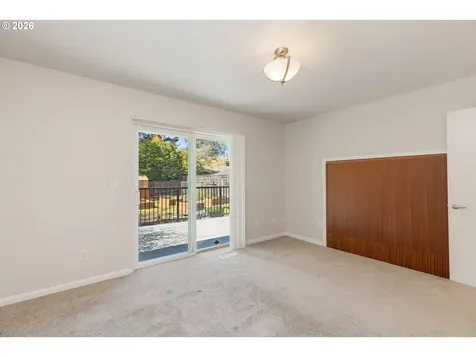 5719 SW 40th Avenue Portland OR 97221