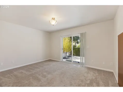 5719 SW 40th Avenue Portland OR 97221