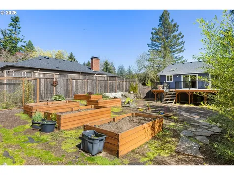 5719 SW 40th Avenue Portland OR 97221