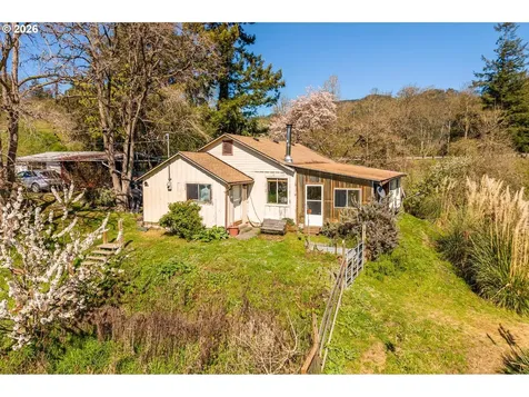14982 Highway 42 Myrtle Point OR 97458
