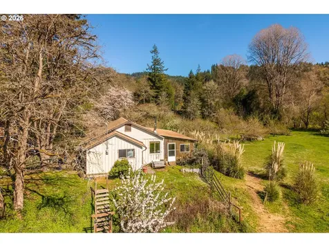 14982 Highway 42 Myrtle Point OR 97458
