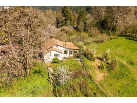 14982 Highway 42 Myrtle Point OR 97458