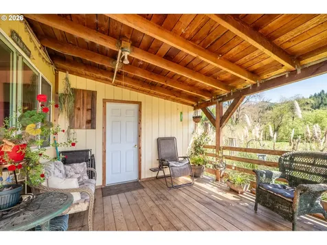 14982 Highway 42 Myrtle Point OR 97458