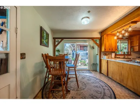 14982 Highway 42 Myrtle Point OR 97458