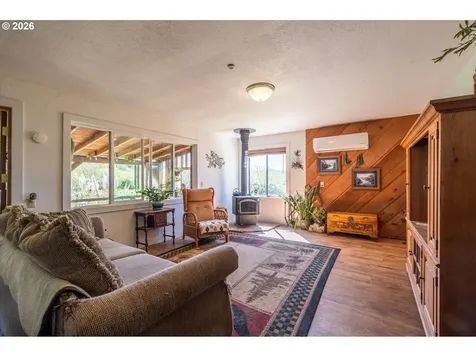 14982 Highway 42 Myrtle Point OR 97458
