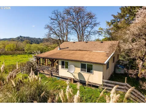 14982 Highway 42 Myrtle Point OR 97458