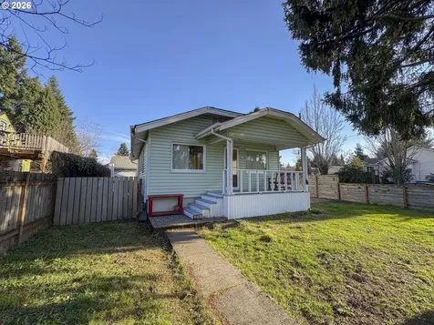 7906 N Wall Avenue Portland OR 97203