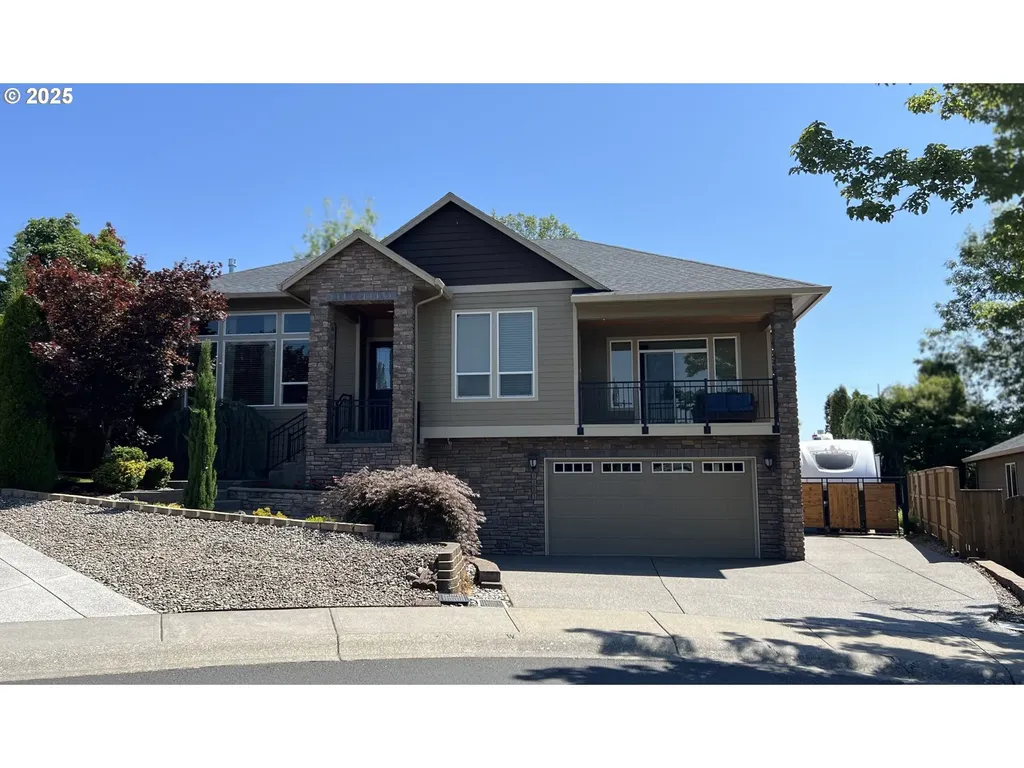 1323 SE Columbia Crest Court Vancouver WA 98664