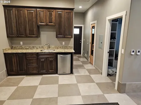 1323 SE Columbia Crest Court Vancouver WA 98664