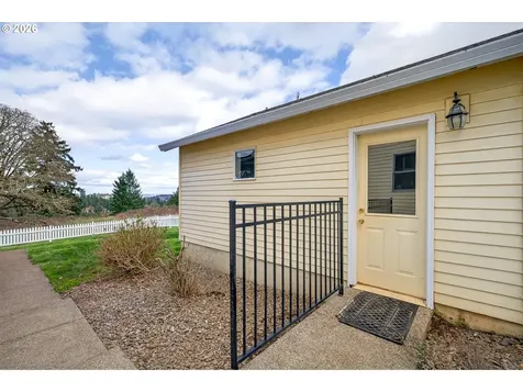 7280 SE Eola Hills Road Amity OR 97101
