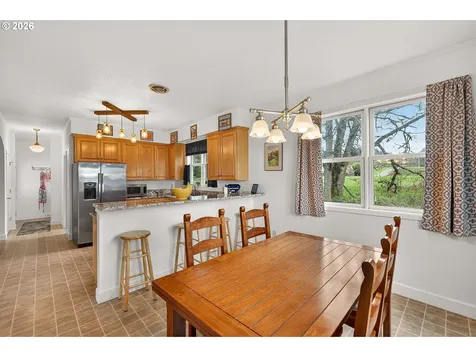 7280 SE Eola Hills Road Amity OR 97101