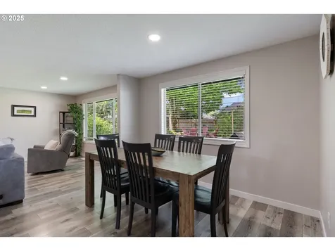 1709 N Cedar Street Newberg OR 97132
