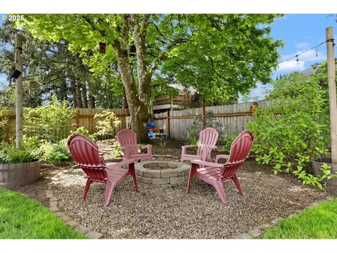 1709 N Cedar Street Newberg OR 97132
