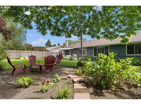 1709 N Cedar Street Newberg OR 97132
