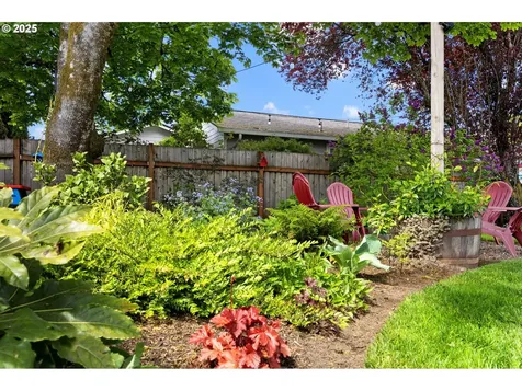 1709 N Cedar Street Newberg OR 97132