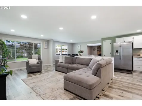 1709 N Cedar Street Newberg OR 97132