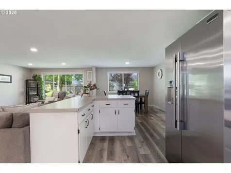 1709 N Cedar Street Newberg OR 97132