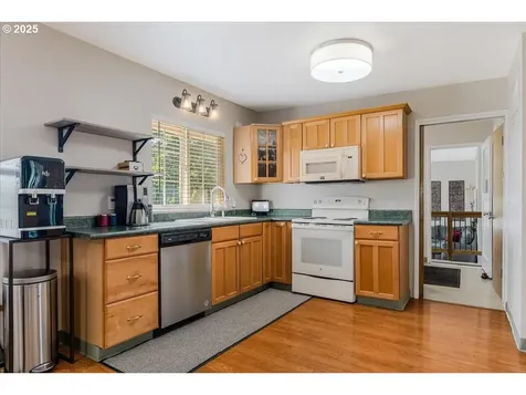5823 Glen Echo Avenue Gladstone OR 97027