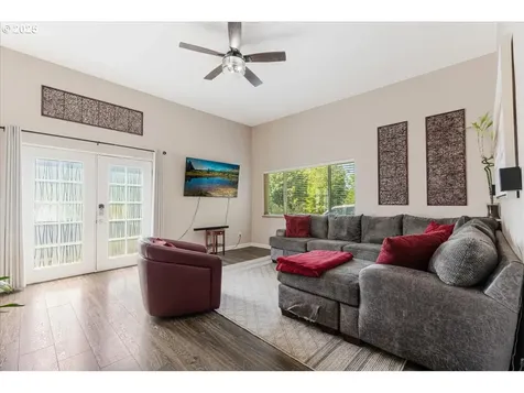 5823 Glen Echo Avenue Gladstone OR 97027