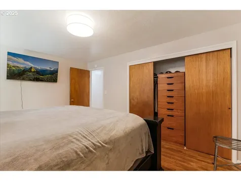 5823 Glen Echo Avenue Gladstone OR 97027