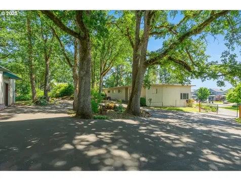 5823 Glen Echo Avenue Gladstone OR 97027