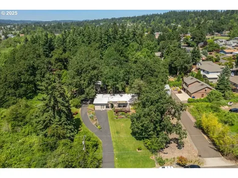 5823 Glen Echo Avenue Gladstone OR 97027