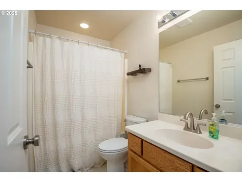 5419 Baden Way Eugene OR 97402
