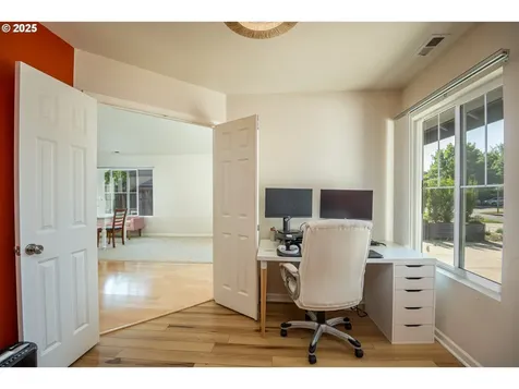 5419 Baden Way Eugene OR 97402