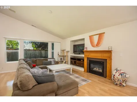 5419 Baden Way Eugene OR 97402