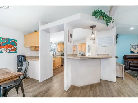 104 SE Fair Wind Court Depoe Bay OR 97341