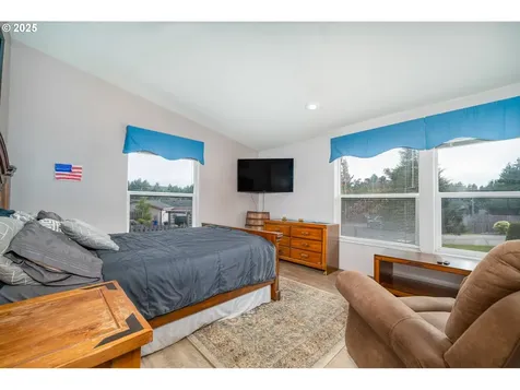 104 SE Fair Wind Court Depoe Bay OR 97341