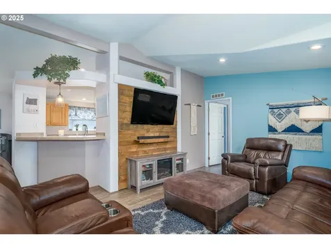 104 SE Fair Wind Court Depoe Bay OR 97341
