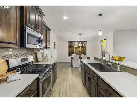 4014 NE Everett Court Camas WA 98607