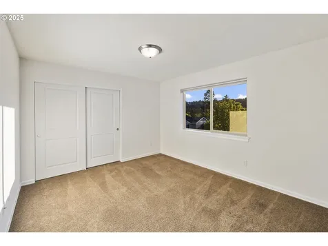 4014 NE Everett Court Camas WA 98607
