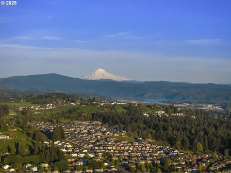 4014 NE Everett Court Camas WA 98607