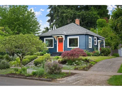 7716 N Mckenna Avenue Portland OR 97203