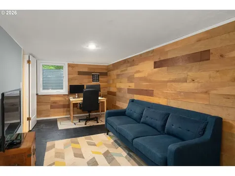 7716 N Mckenna Avenue Portland OR 97203