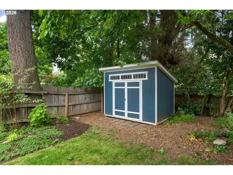 7716 N Mckenna Avenue Portland OR 97203