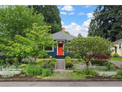 7716 N Mckenna Avenue Portland OR 97203