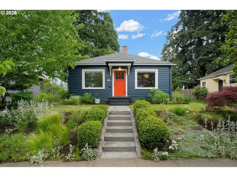 7716 N Mckenna Avenue Portland OR 97203