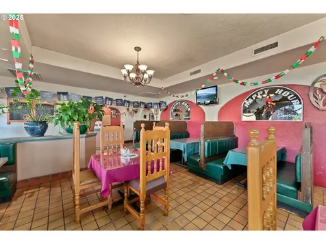 1347 NE Stephens Street Roseburg OR 97470