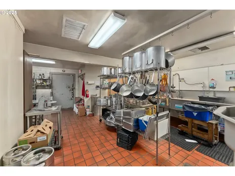 1347 NE Stephens Street Roseburg OR 97470