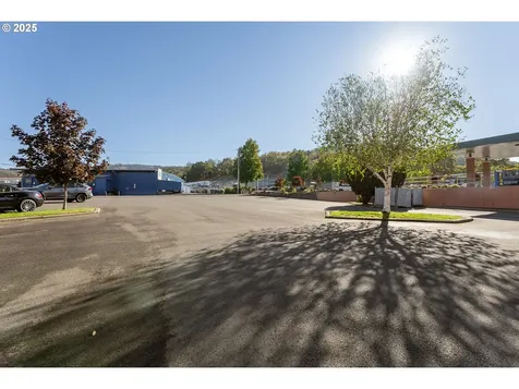 1347 NE Stephens Street Roseburg OR 97470