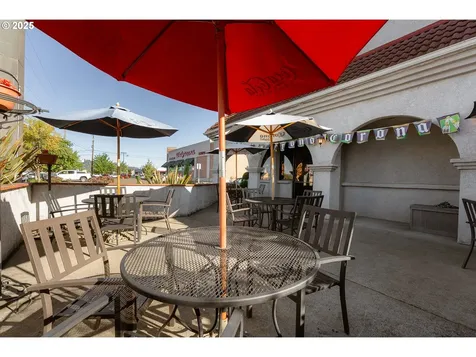 1347 NE Stephens Street Roseburg OR 97470