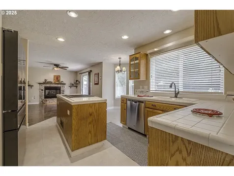5386 NW 164th Avenue Portland OR 97229