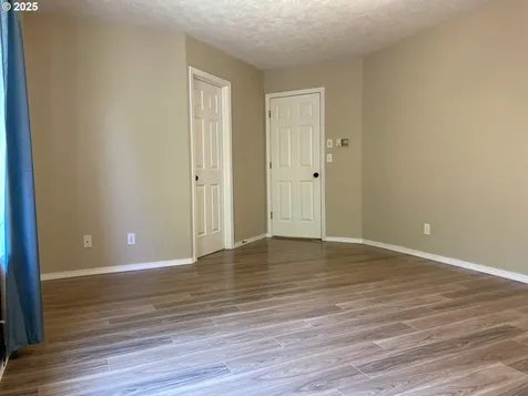 5386 NW 164th Avenue Portland OR 97229